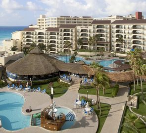 Emporio Cancun