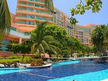 Fiesta Americana Grand Coral Beach 5*