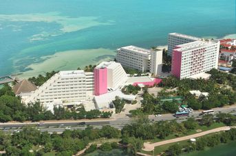 Grand Oasis Cancun