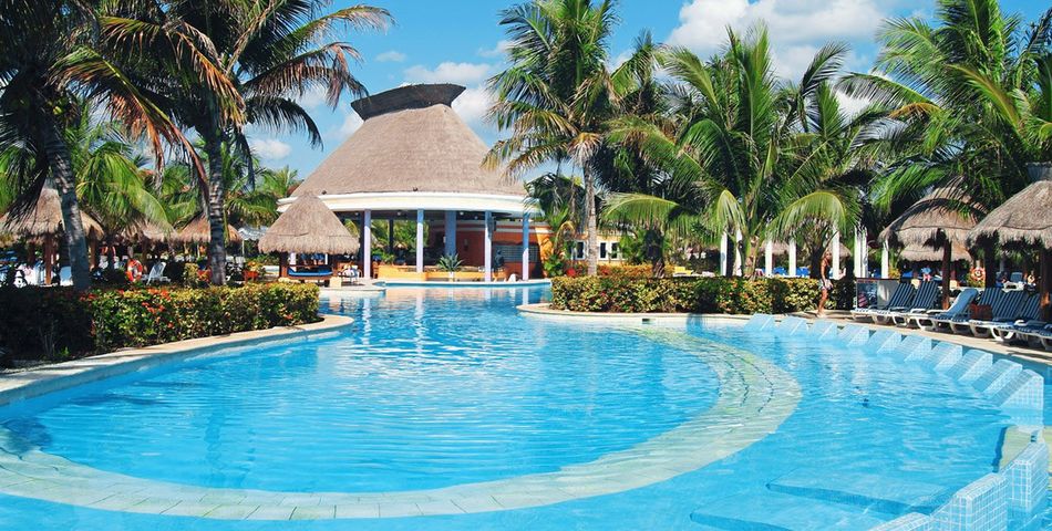basen, pool bar