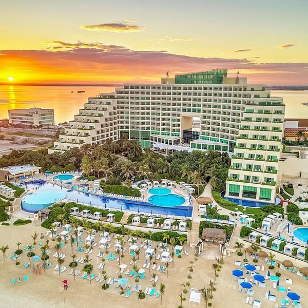 Live Aqua Beach Resort Cancun (ex. Live Aqua Cancun)