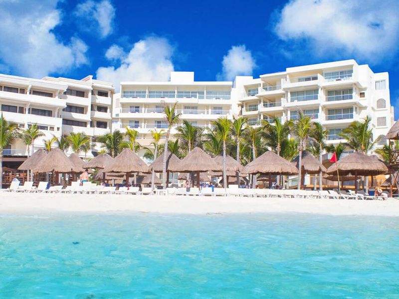 Nyx Cancun 4*