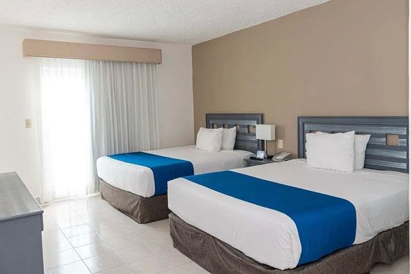 Ocean View Cancun Arenas