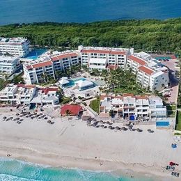 Solymar Beach Resort