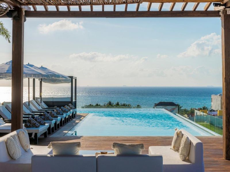 The Fives Downtown 5*