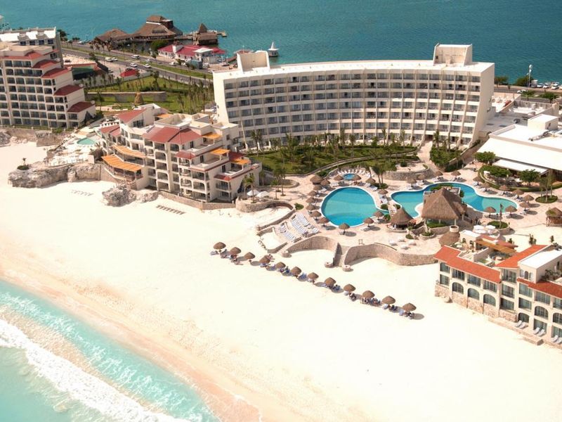 The Villas Cancun by Grand Park Royal 5*