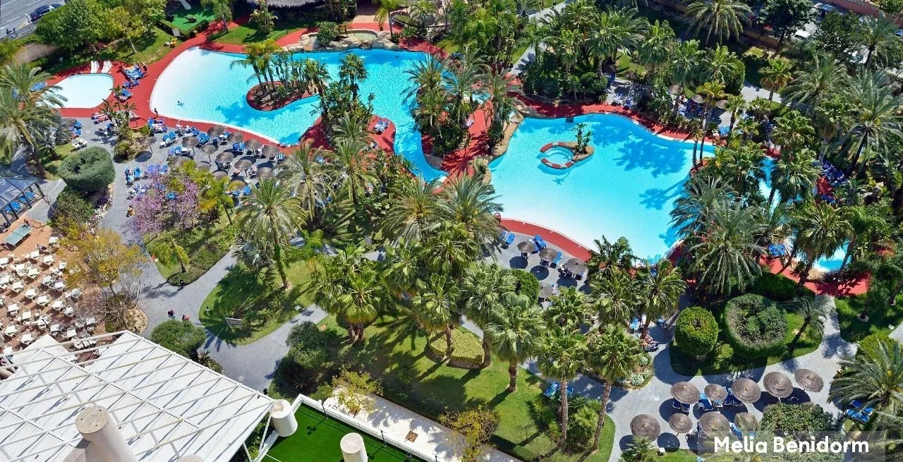 teren hotelu, basen