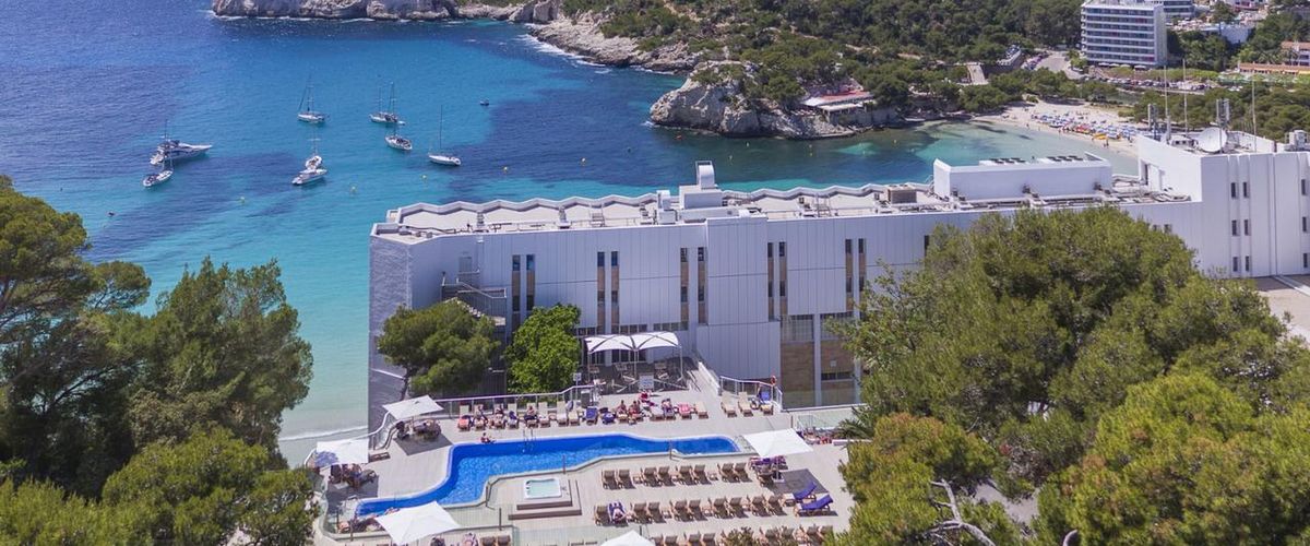 obiekt, teren hotelu