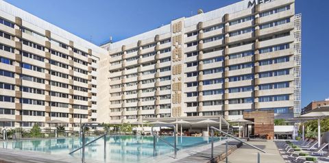 teren hotelu, obiekt, basen