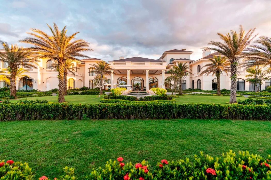 obiekt, teren hotelu