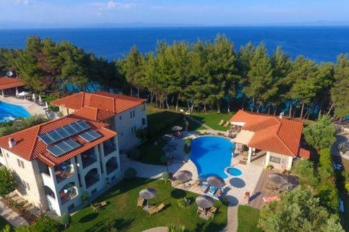 obiekt, teren hotelu, basen