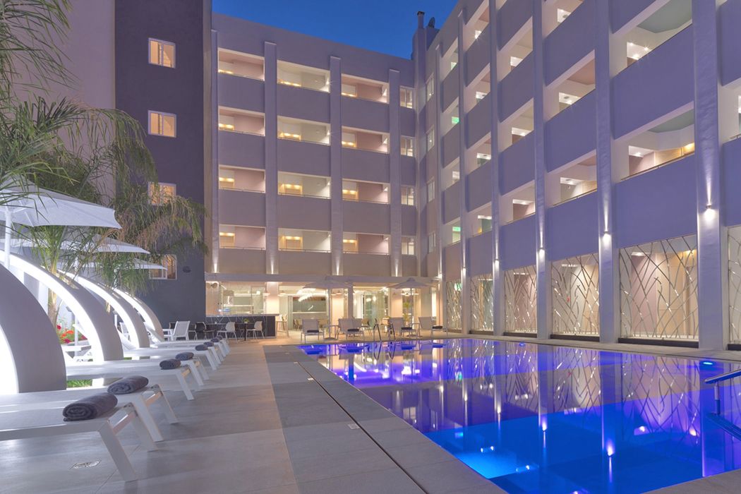 obiekt, teren hotelu, basen