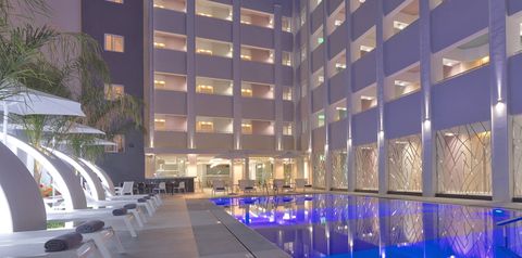 obiekt, teren hotelu, basen