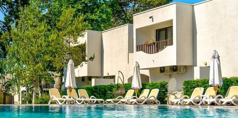 obiekt, teren hotelu, basen