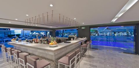 obiekt, drink bar