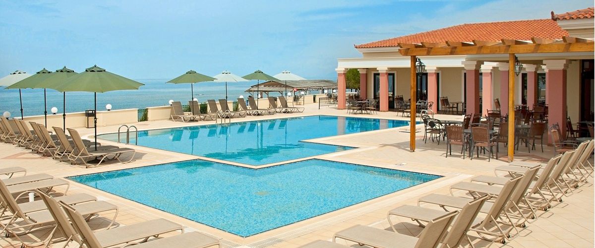 basen, pool bar