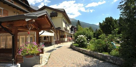 obiekt, budynek główny, teren hotelu