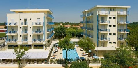 obiekt, teren hotelu, basen