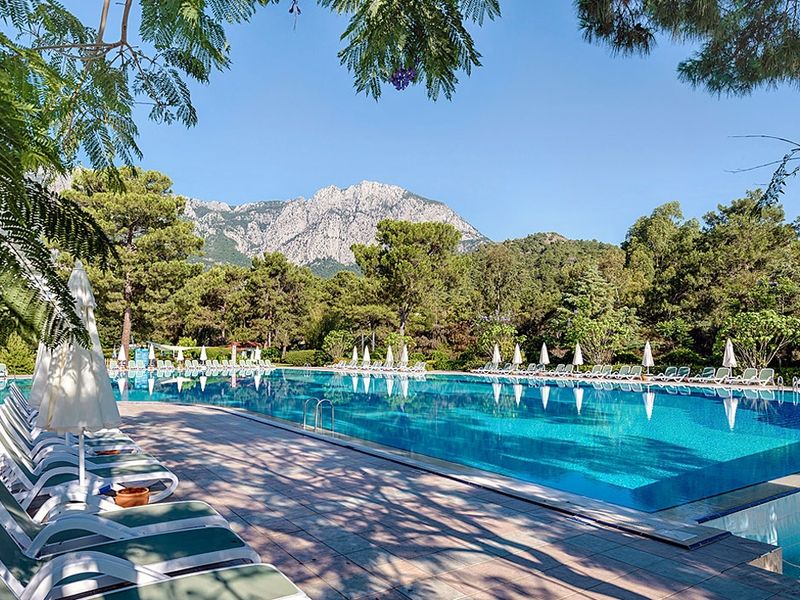 Miarosa Ghazal Resort