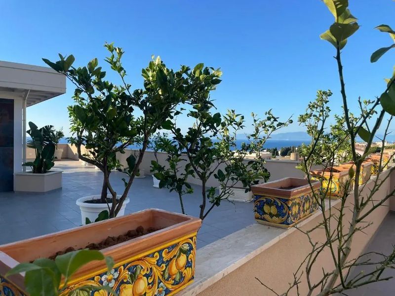 Middle Town Palace Tropea