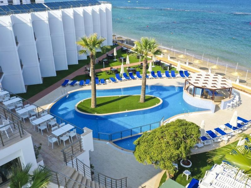 Mimoza Beach