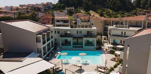 obiekt, teren hotelu, basen