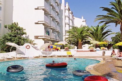 obiekt, teren hotelu, basen