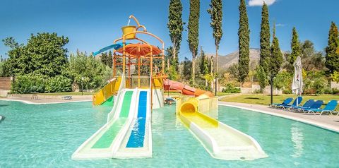 basen, zjeżdżalnia