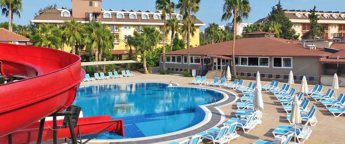 basen, zjeżdżalnia