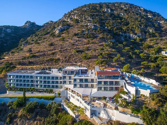 obiekt, teren hotelu