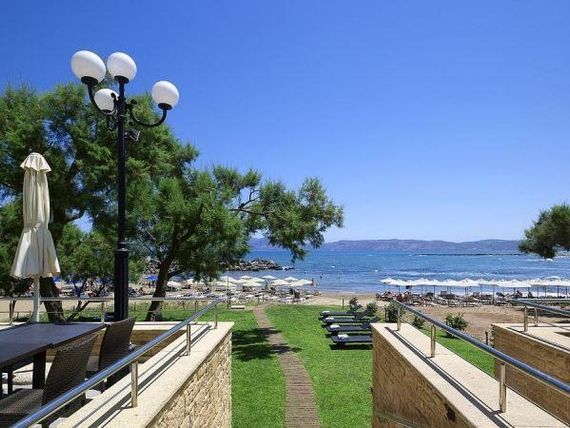 teren hotelu, plaża