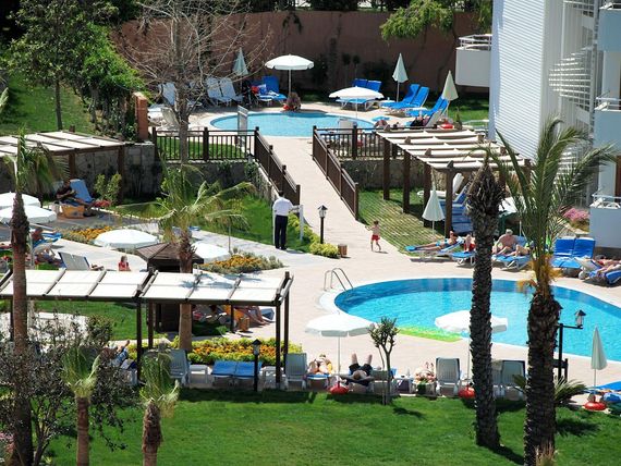 teren hotelu, basen