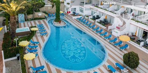 obiekt, teren hotelu, basen