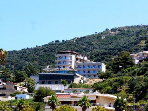 Monte Carlo 3*