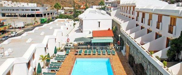 budynek główny, basen