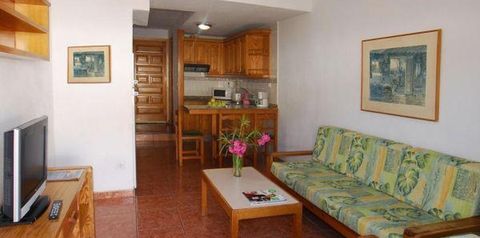 pokój, kuchnia / aneks kuchenny