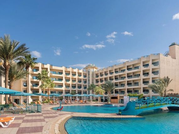 Moreno Horizon Spa & Resort (ex. Marina Beach Resort)