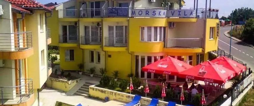 obiekt, teren hotelu, basen