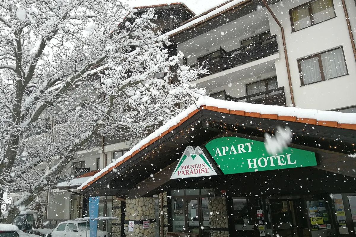 teren hotelu, obiekt