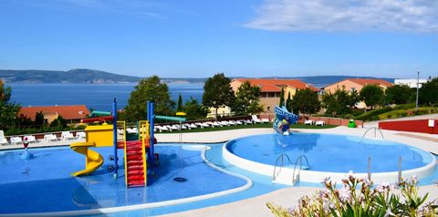 basen, zjeżdżalnia, brodzik