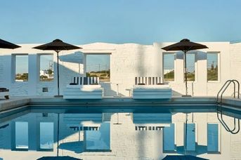 Mr & Mrs White New Style