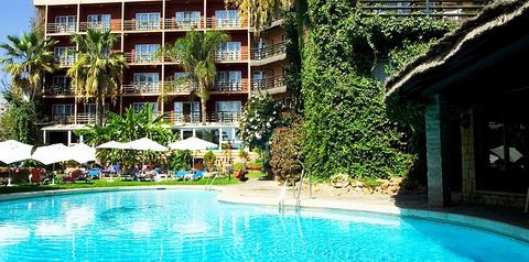 budynek główny, basen