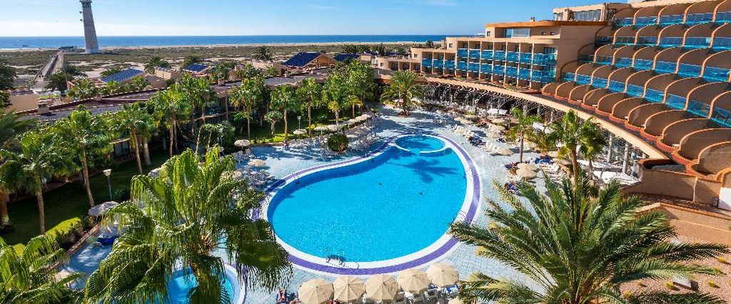 obiekt, teren hotelu, basen