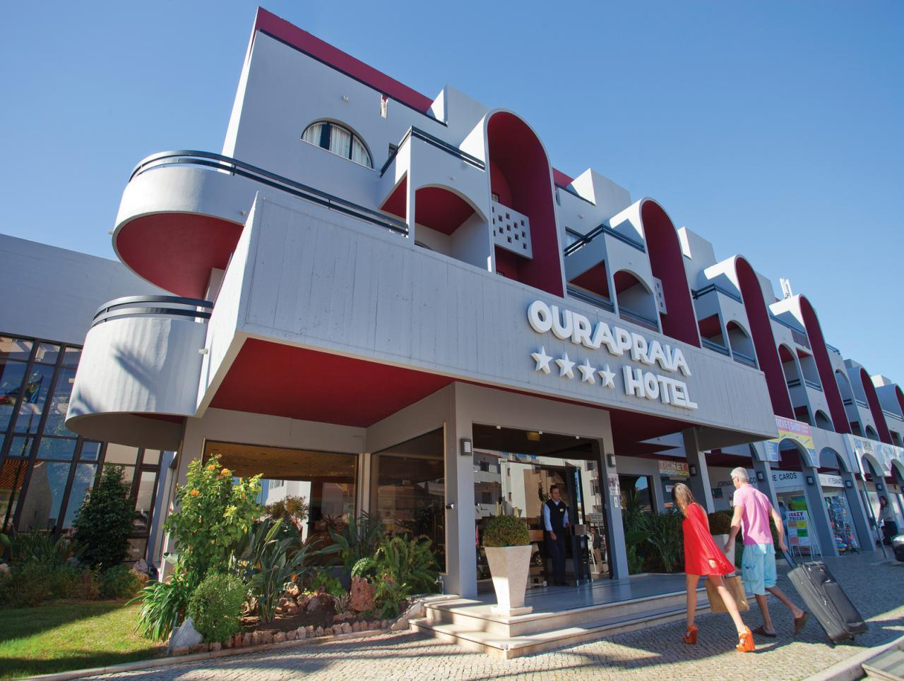 obiekt, teren hotelu
