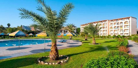 teren hotelu, basen