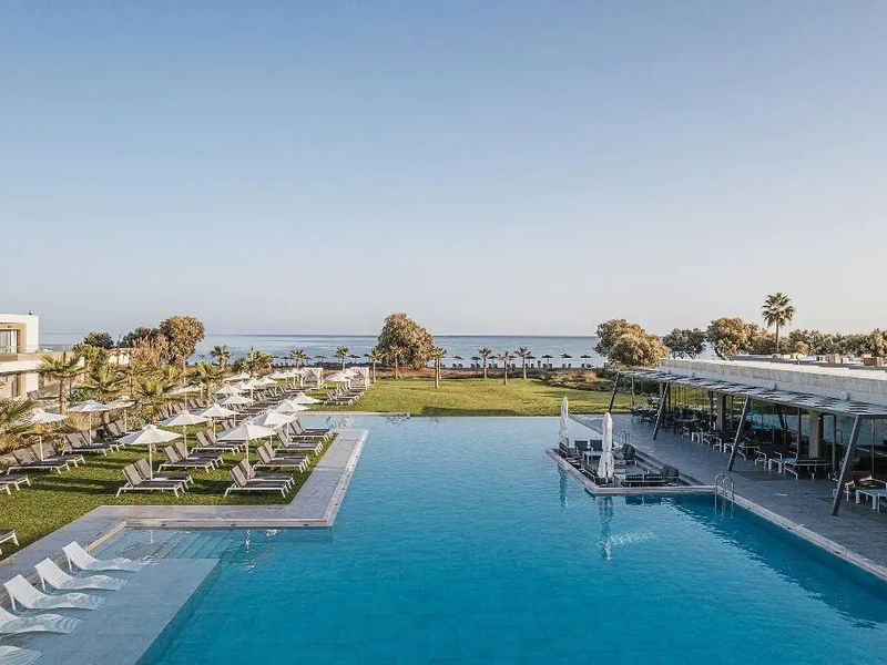 Myrion Beach Resort
