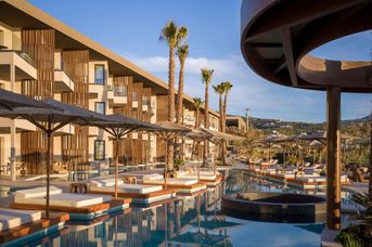 Nalu Resort & Spa