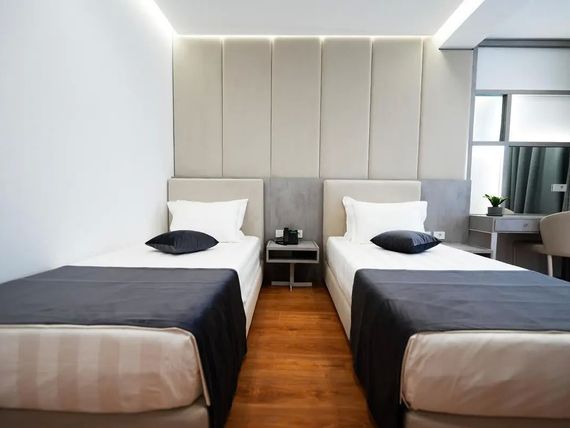 Naos Luxury 4*