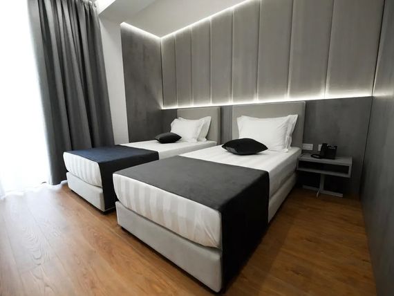Naos Luxury 4*