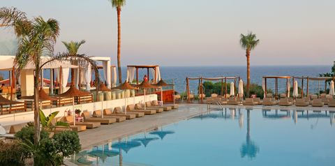 teren hotelu, basen, pool bar